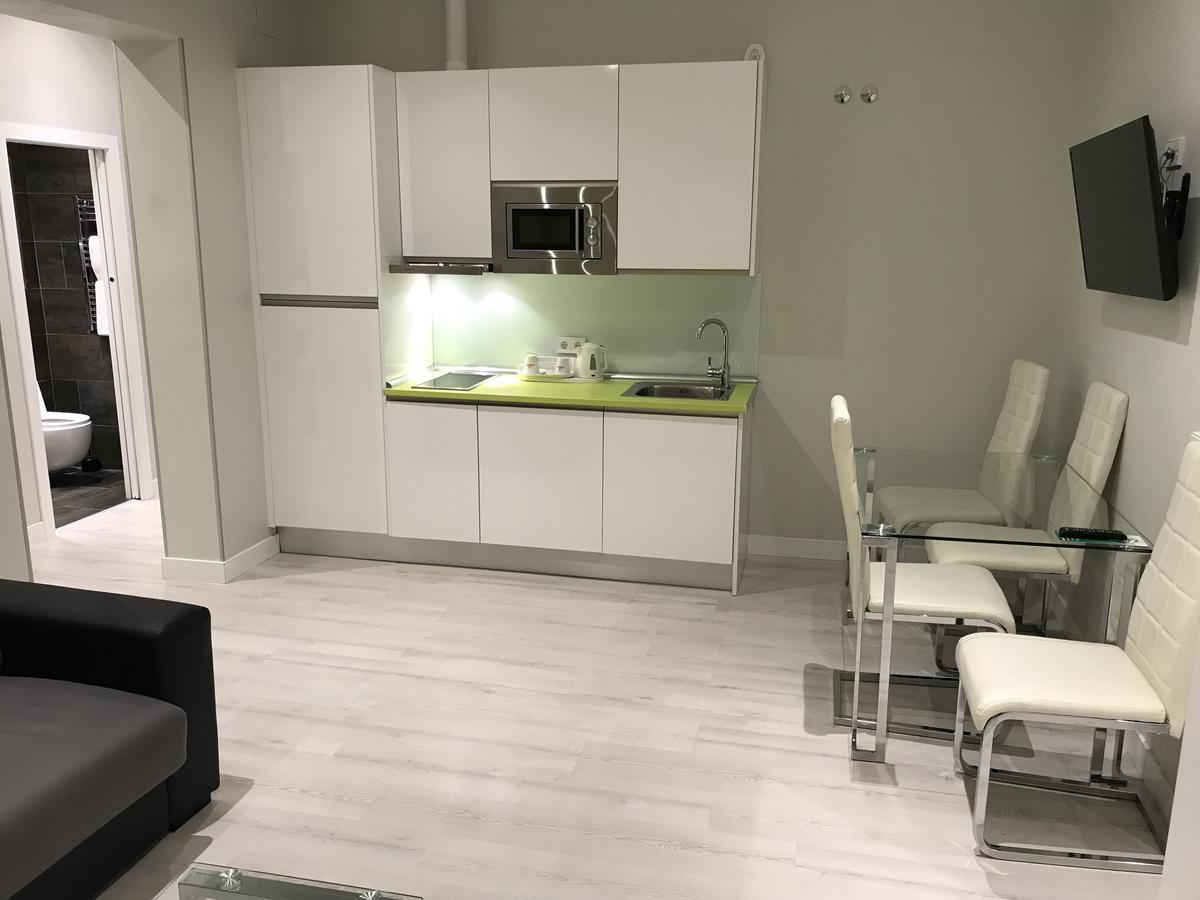 Apartamentos Apolo Madrid Extérieur photo