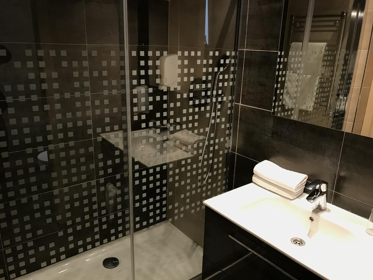 Apartamentos Apolo Madrid Extérieur photo