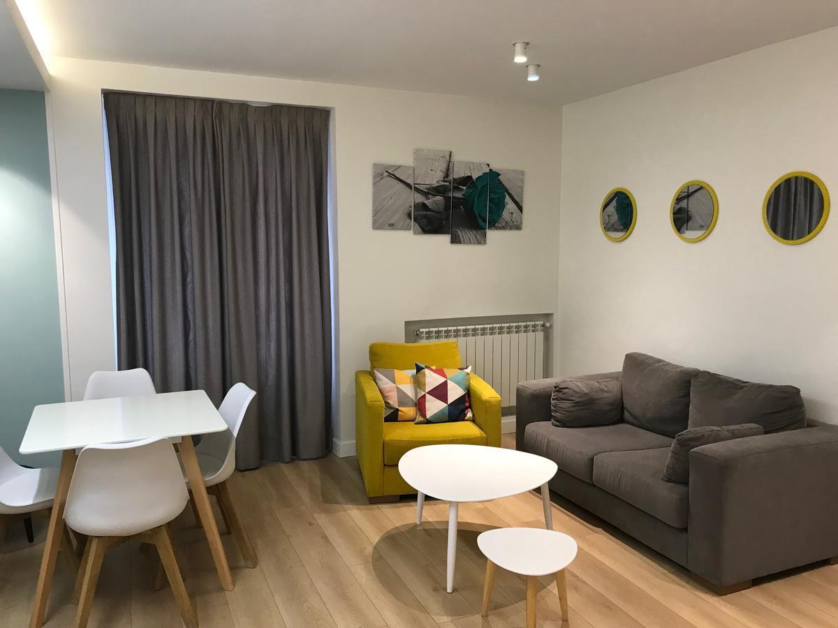 Apartamentos Apolo Madrid Extérieur photo